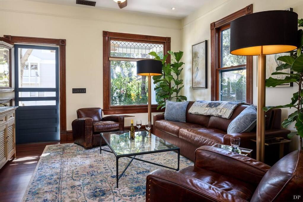 Upscale Downtown Home Walk To Beach Shops Bars 2 Santa Barbara Exterior photo